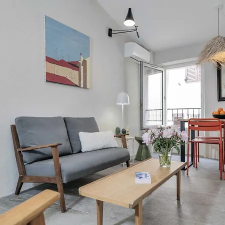 Maison Entiere A 100m De La Feriehus Antibes