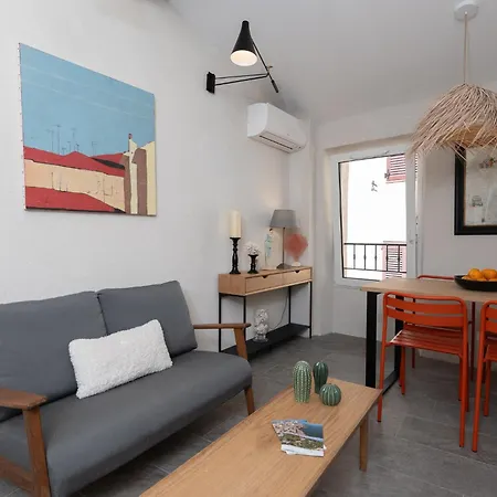 Maison Entiere A 100m De La Feriehus Antibes